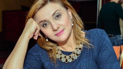 Bakıda xərçəngdən əziyyət çəkən jurnalist üçün aksiya  