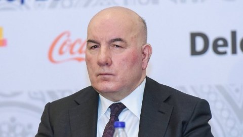 Elman Rüstəmov manatın məzənnəsi HAQDA: “...Təzyiq azalıb”