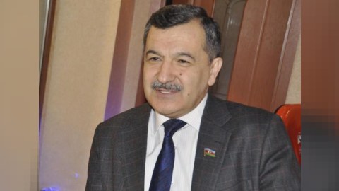 Deputat tıxacların aradan qaldırılması üçün təklif verdi