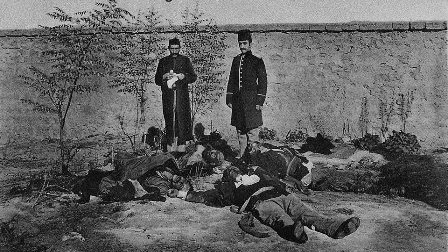 &ldquo;Yerə sərilən &ccedil;ılpaq, &ouml;l&uuml; qadını canlı bir yavru əmməkdədir...&rdquo;-Rəsulzadənin soyqırımı harayı 