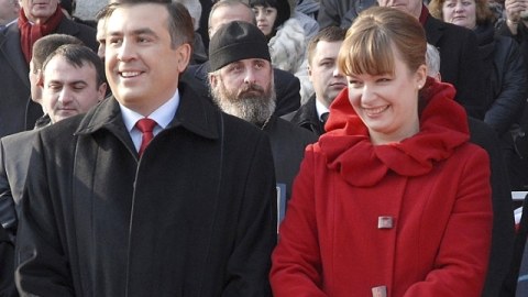 Saakaşvilinin xanımı Bakıya gəlir