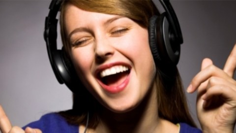 Azərbaycan gəncləri ən çox hansı musiqini dinləyir? - Bir sorğunun NƏTİCƏLƏRİ
