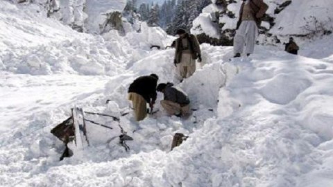 İranda 9 alpinist qar u&ccedil;qunu altında qaldı
