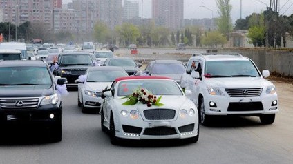 Toy karvanları 20 qəza törədib - 4 ölü, 16 yaralı   