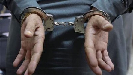 Maşın oğurlayanlar tutuldu