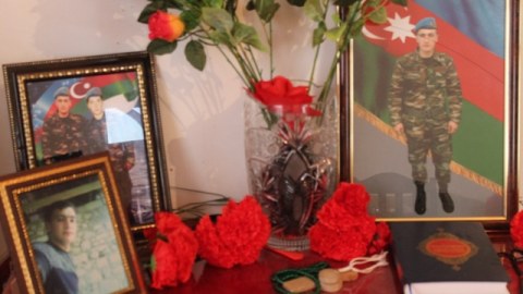 Komandirini xilas edib, özü həlak olan 18 yaşlı şəhidin HƏYAT HEKAYƏTİ - FOTOLAR