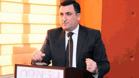 Neft və Sənaye Universitetinin rektoru tələbələrə əlçatandırmı...   