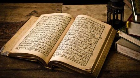 Türkiyəli ilahiyyatçı: “Cəbrailin Məhəmməd peyğəmbərə namazın necə qılınacağını öyrətməsi söhbəti yalandır” – MÜSAHİBƏ – I HİSSƏ