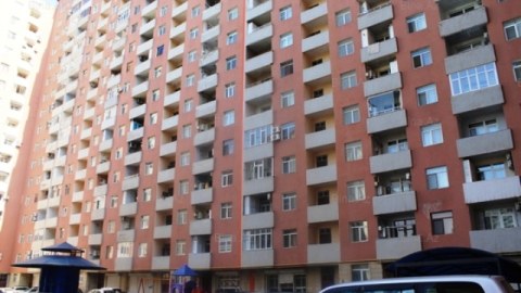 Eyni mənzilin bir neçə nəfərə satılması - Məhkəmə birinci alanın xeyrinə qərar çıxarır