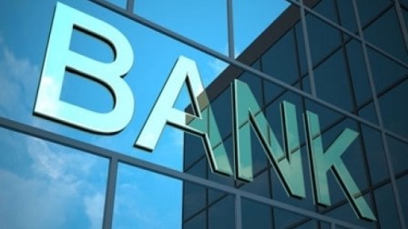 Banklar g&uuml;cləndirilmiş rejimə ke&ccedil;di