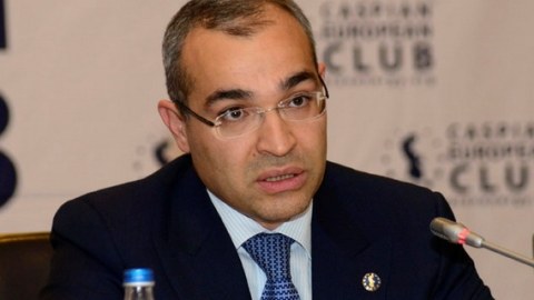 “Vergi sistemində kadr dəyişikliyi, ixtisarlar olacaq” - Deputat nazirin islahatlarını DƏSTƏKLƏDİ