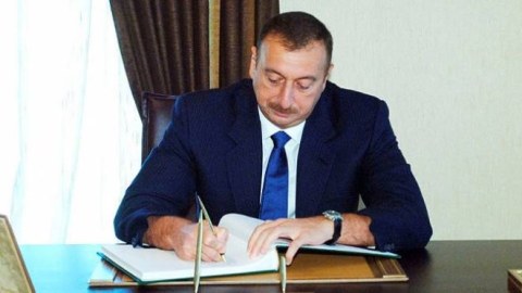 Prezident pensiyalarla bağlı sərəncam verəcək - Aşağı pensiya alanlara nazirlikdən ŞAD XƏBƏR 