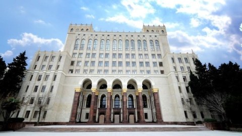 “Əsgər” sözü “əskər”, “alqı-satqı” isə “alğı-satqı” kimi yazılacaq - Rəsmən TƏSDİQLƏNDİ