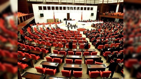 Türkiyədə fövqəladə  vəziyyət  rejimi daha 3 ay uzadıldı 