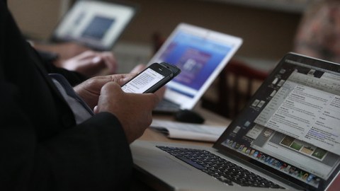 Azərbaycanda internetdən istifadə və dünyada III YER