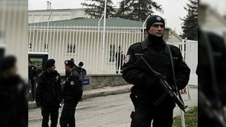 Terrorçuları dəstəkləyən Türk Təbiblər Birliyinin üzvləri saxlanıldı