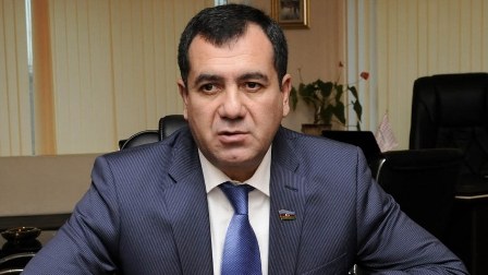 Q&uuml;drət Həsənquliyevdən vəkil sayı ilə bağlı TƏKLİF