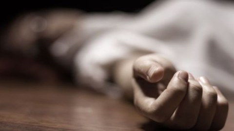 Ev dustağı olan nazir müavini mənzilində ölü tapıldı
