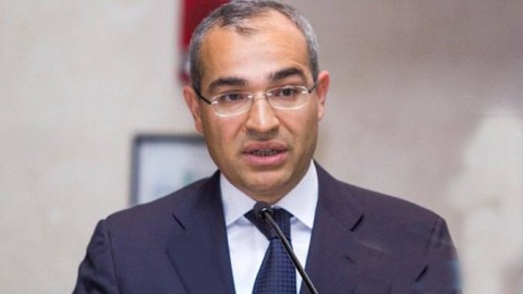Nazirdən sərt TƏLƏB: Cızığından çıxan vergi əməkdaşını dəmir barmaqlıq gözləyir...  