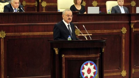 Artur Rasizadə martın 16-da deputatlara hesabat verəcək   