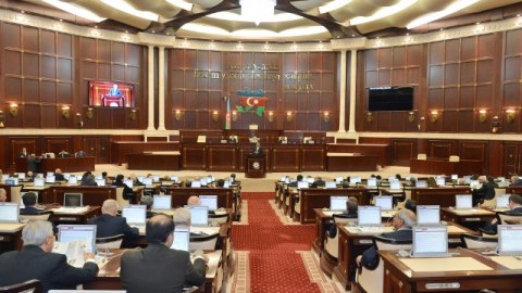 Milli Məclis borcların silinməsi məsələsini gündəmə çıxarır