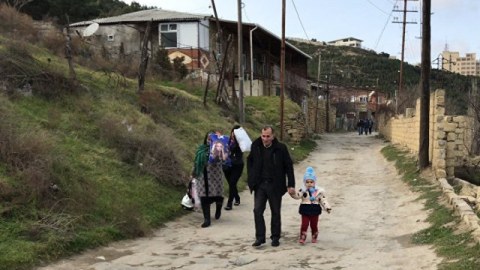 Səbailin İcra Hakimiyyətindən sürüşmə zonasının sakinlərinə sərt İTTİHAM