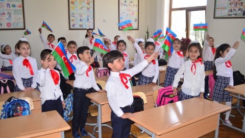 “Birinci sinfə qəbul üçün 35 min sorğu göndərilib”