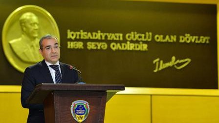 Mikayıl Cabbarov: &ldquo;Vergi xidmətində peşəkar və ləyaqətli kadrlara &uuml;st&uuml;nl&uuml;k veriləcək&rdquo;  &nbsp;