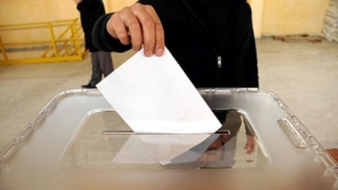 Prezident se&ccedil;kisində iştirak edəcək partiyalar ş&uuml;arlarını SE&Ccedil;İBLƏR