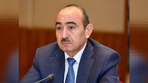 Əli Həsənovdan jurnalistlərə &Ccedil;AĞIRIŞ: &ldquo;Bu cizgi nəzərə alınmalıdır&rdquo;
