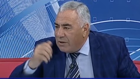 Hafiz Hacıyevin məmurları yıxıb-sürüdü: “Bu, dövlət başçısına xəyanətdir!” - VİDEO  