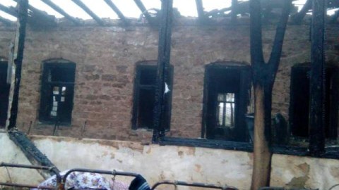 Bakıda mərhum jurnalistin evi yanıb kül oldu - FOTOLAR   