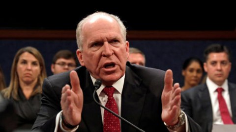 CIA-nin eks direktoru Trampın Putindən çəkindiyini bəyan etdi: “Əllərində nəsə var”