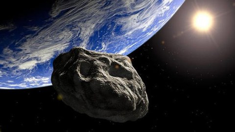 Nəhəng asteroid Yerlə toqquşa bilər