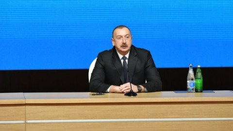 İlham Əliyev: “Biz verdiyimiz bütün tapşırıqlara şəxsən nəzarət edirik” 