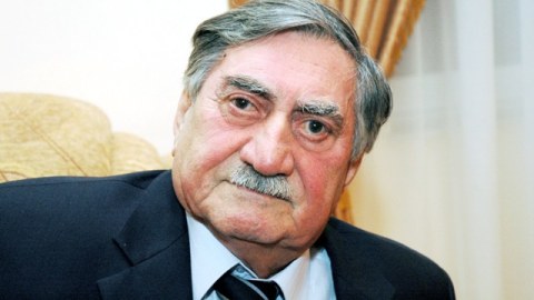 Qabilin ədəbi portreti