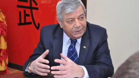 Akademik bütün jurnalistlərdən üzr istədi: “O gün çox əsəbi idim” - MÜSAHİBƏ