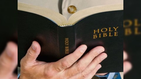 Bu ölkədə Bibliyanın satışı qadağan olundu