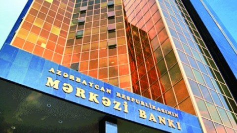 Mərkəzi Bank uçot dərəcəsini aşağı saldı 