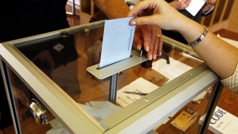 Prezident se&ccedil;kilərini 51 xarici KİV-dən 118 n&uuml;mayəndə izləyəcək