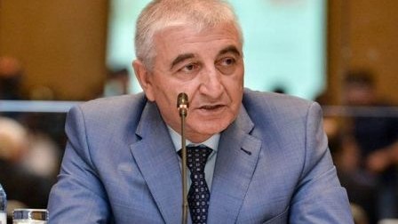 Məzahir Pənahovdan adı seçici siyahısında olmayanlara XƏBƏRDARLIQ