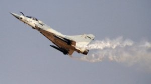 Qırıcı təyyarə səhvən Fransadakı zavoda bomba atıb