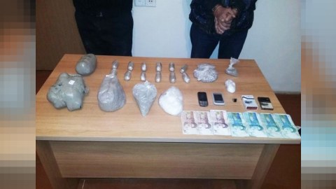 İrandan gələn şəxsin üzərindən heroin  tapıldı