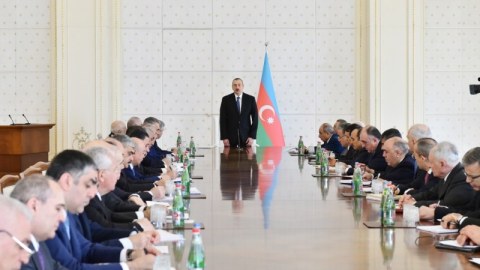 Nazirlər təlaşdadır - Onlar yeni komandada olmayacaq...   