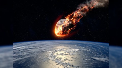 Yer kürəsinin yaxınlığından nəhəng asteroid keçib