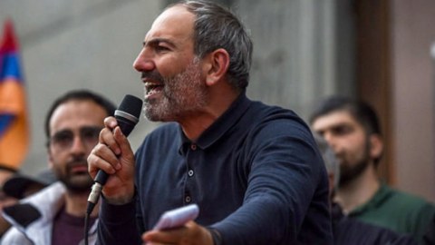 Ermənistanda növbədənkənar seçkilər keçiriləcək 