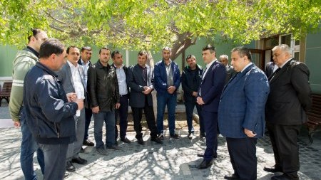 Yeni nazir fermerlərin şikayətlərini DİNLƏDİ - FOTO