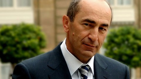 Koçaryan Ermənistandakı proseslərə təsir göstərir? - AÇIQLAMA
