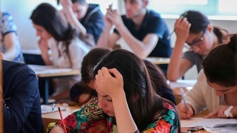 Bu abituriyentlər imtahandan qovuldular
