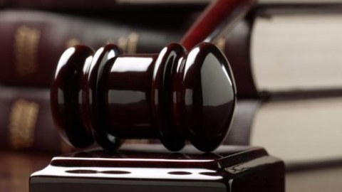 Sabiq məmurlara hansı halda cinayət işi açıla bilər?   